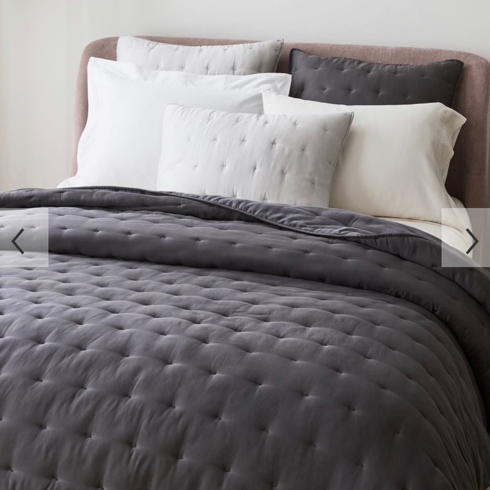 West Elm Crescent Pillow Shams- King (Set of 2)